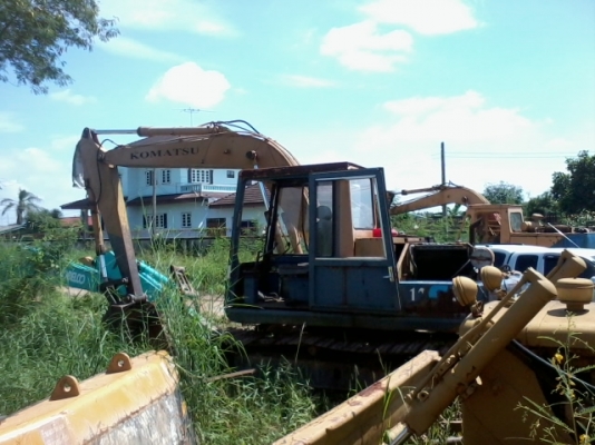 ขายแม็คโครKOMATSU  PC  100-3 ราคาถูกมาอีกแล้วครับท้าน