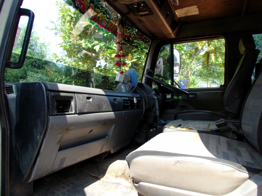 ขายด่วนรถสิบล้อFL176ดรั้มเครือง185แรงม้าวางไฮเทกหัวลงเล่ม