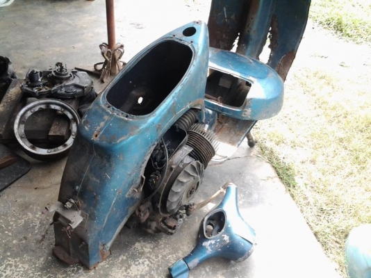 ขาย vespa อิตาลีแท้ครับ เลขชัดครับ ตะเกียบตัว P ครับ 27500บาท