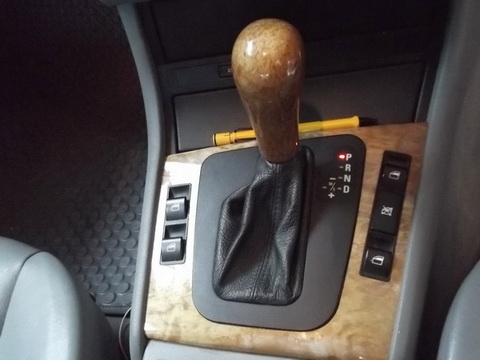 ขายดาวน์  285,000  BMW 323 ise  e 46  ปี 05  รุ่นท็อป  รถบ้านสภาพดี