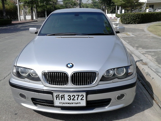 ขายดาวน์  285,000  BMW 323 ise  e 46  ปี 05  รุ่นท็อป  รถบ้านสภาพดี