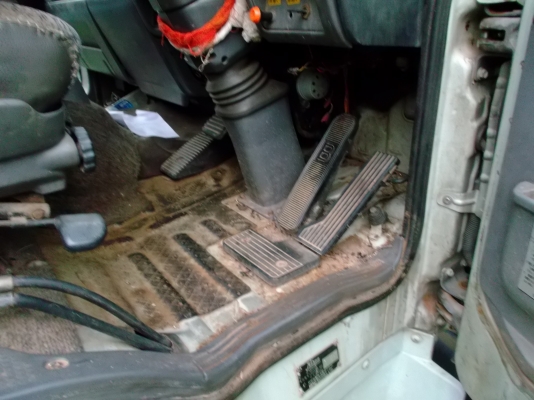 ขายด่วนรถสิบล้อHINOKT920วางเครืองEP100มีใบคุม ขายด่วนรถสิบล้อHINOKT920วางเครืองEP100มีใบคุม