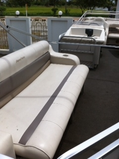 ขายเรือ Pontoon 26ฟุต เรือสวยมาก นั่งได้ 15 คน ราคาถูกสุดๆ เรือแบบนี้มีน้อยมาก