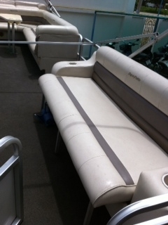 ขายเรือ Pontoon 26ฟุต เรือสวยมาก นั่งได้ 15 คน ราคาถูกสุดๆ เรือแบบนี้มีน้อยมาก