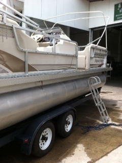 ขายเรือ Pontoon 26ฟุต เรือสวยมาก นั่งได้ 15 คน ราคาถูกสุดๆ เรือแบบนี้มีน้อยมาก