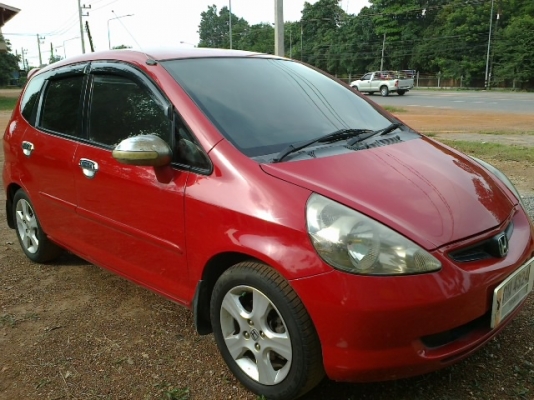 ขายด่วนJAZZปี04เกียร์ออโต้ ขายด่วนJAZZปี04เกียร์ออโต้