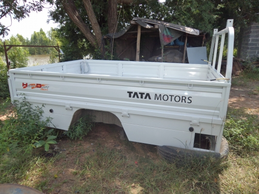 ขายกะบะรถTATAทาทา ของใหม่ป้ายแดง ราคาถูกๆ ขายไปจ.โคราช แล้วคับ