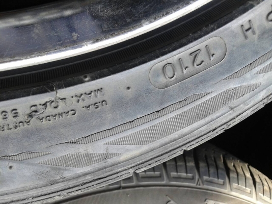 แม็กขอบ 17 x 7 พร้อมยาง 205 45  ปี 10