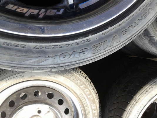 แม็กขอบ 17 x 7 พร้อมยาง 205 45  ปี 10