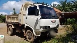 รถฮีโน่ HlNO 6 ล้อดั้ม FB 117 แรงม้า สนใจติดต่อ 081 - 6079515 รถฮีโน่ HlNO 6 ล้อดั้ม FB 117 แรงม้า สนใจติดต่อ 081 - 6079515