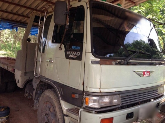 รถฮีโน่ HlNO 10 ล้อ ท้ายลาด FM3H 195 แรงม้า ( รถ 2 เพลา ) สนใจติดต่อ 081 - 6079515 รถฮีโน่ HlNO 10 ล้อ ท้ายลาด FM3H 195 แรงม้า ( รถ 2 เพลา ) สนใจติดต่อ 081 - 6079515