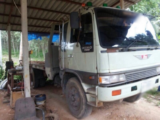 รถฮีโน่ HlNO 10 ล้อ ท้ายลาด FM3H 195 แรงม้า ( รถ 2 เพลา ) สนใจติดต่อ 081 - 6079515 รถฮีโน่ HlNO 10 ล้อ ท้ายลาด FM3H 195 แรงม้า ( รถ 2 เพลา ) สนใจติดต่อ 081 - 6079515