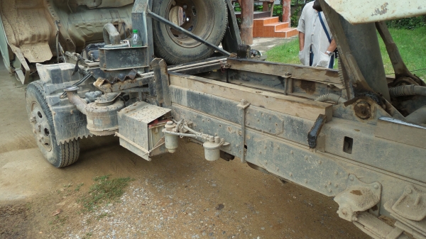 ขายTOYOTA 400 ปี40เครื่องดีชัชชีสวย มีสโลว์ มีแอร์กระบอก3M