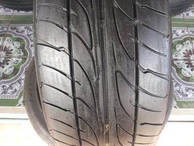 ขายยาง205/50/16 ปี 1111 DUNLOP LM703 1 ชุด