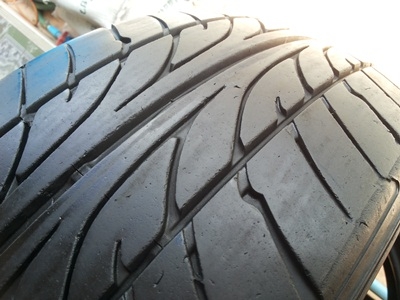 ขายยาง205/50/16 ปี 1111 DUNLOP LM703 1 ชุด