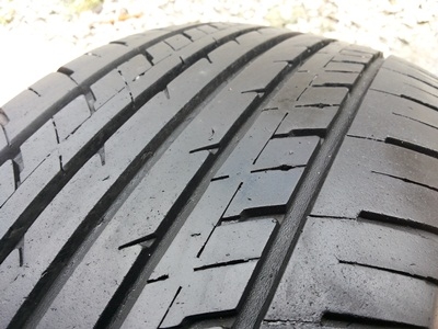 ขายยาง195/55/15 ปี 11/2เส้นปี09/2เส้น THUNDER 1 ชุด ขายยาง195/55/15 ปี 11/2เส้นปี09/2เส้น THUNDER 1 ชุด