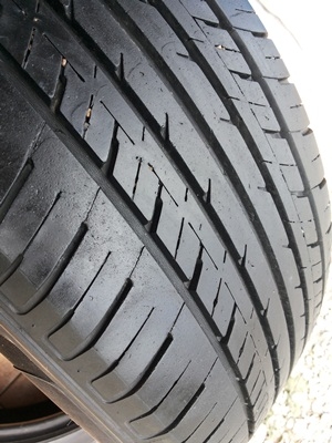 ขายยาง195/55/15 ปี 11/2เส้นปี09/2เส้น THUNDER 1 ชุด ขายยาง195/55/15 ปี 11/2เส้นปี09/2เส้น THUNDER 1 ชุด