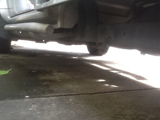 GIANTหัวเดียว พื้นกระบะเรียบบรรทุกเยอะขึ้น DIFF-LOCK หลังคามิเนียมตู้ทึบ cd ค.ดี อ.เย็น พ.เว่อ ใน80\% GIANTหัวเดียว พื้นกระบะเรียบบรรทุกเยอะขึ้น DIFF-LOCK หลังคามิเนียมตู้ทึบ cd ค.ดี อ.เย็น พ.เว่อ ใน80\%