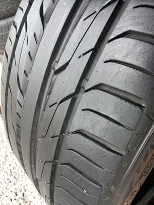 ขายยาง245/35/20 ปี 3010 TOYO Extensa HP USA 1 ชุด