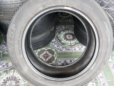 ขายยาง235/55/18 ปี 11/3เส้นปี10/1เส้น DUNLOP SP270 1 ชุด