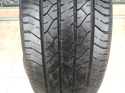 ขายยาง235/55/18 ปี 11/3เส้นปี10/1เส้น DUNLOP SP270 1 ชุด