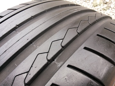 ขายยาง235/40/18 ปี 4410 DUNLOP SPORT MAXX GT MO 1 คู่