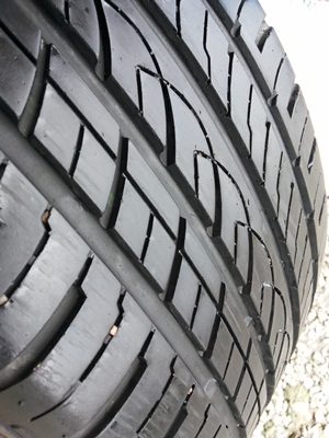 ขายยาง215/35/18 ปี 2909 TRACMOK 1 เส้น (ยางเศษ)