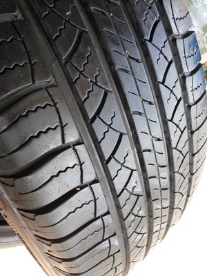 ขายยาง225/65/17 ปี 3812 MICHERLIN LATITUDE 1ชุด ขายยาง225/65/17 ปี 3812 MICHERLIN LATITUDE 1ชุด