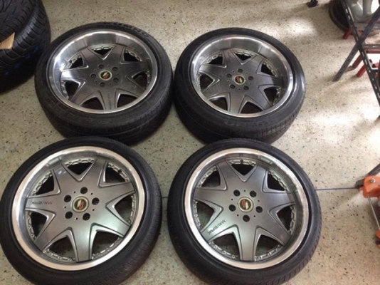 เเม็กมือสอง แนวVIP  ขอบ18 5รู114 หน้าตื้น หลังลึก กว้าง หน้า8 หลัง8.5 ออฟ40