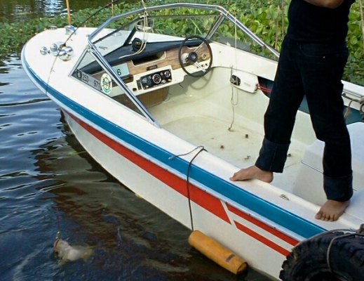 **เรือ**speed boat