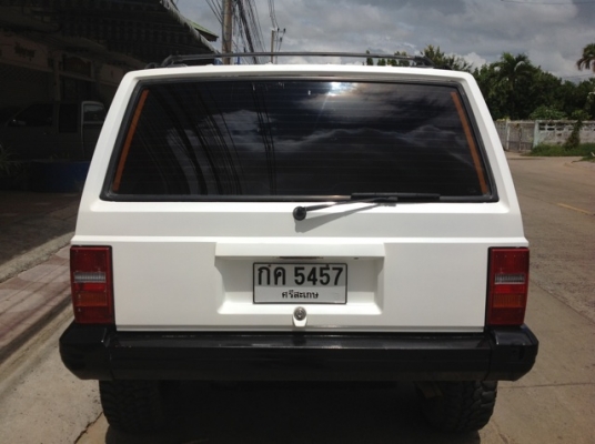ต้องการขายรถจิ๊บ cherokee