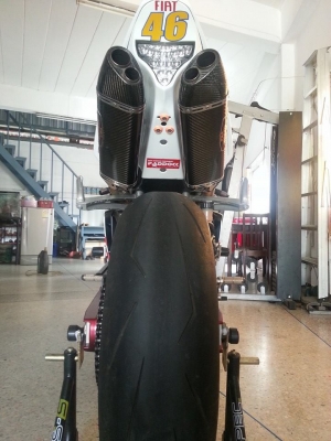 ขาย yamaha r1 2009 พร้อมสรรพสามิตร สภาพ เทพบุตร