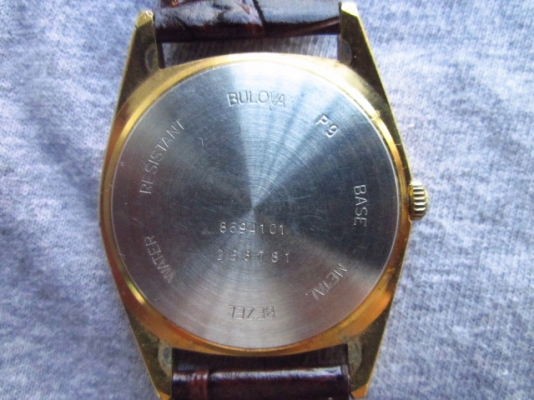 +++++ BULOVA ขอบหยักเรือนทอง +++++ +++++ BULOVA ขอบหยักเรือนทอง +++++