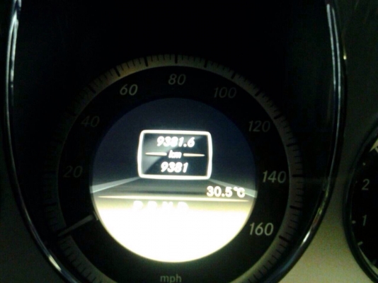 ขาย Benz E-200 Coupe ปี 2011 หลังคาแก้ว (รถบ้านแท้ๆ)