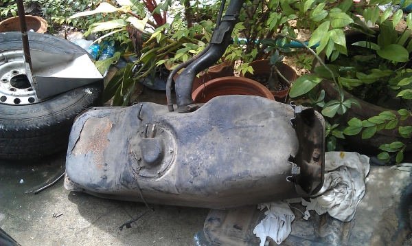 ขายถังน้ำมันบิ๊กเอ็ม1500บาท