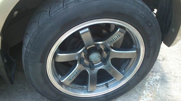 ขายยาง NITTO ขอบ 18 #235 / 55 พร้อมใช้งาน