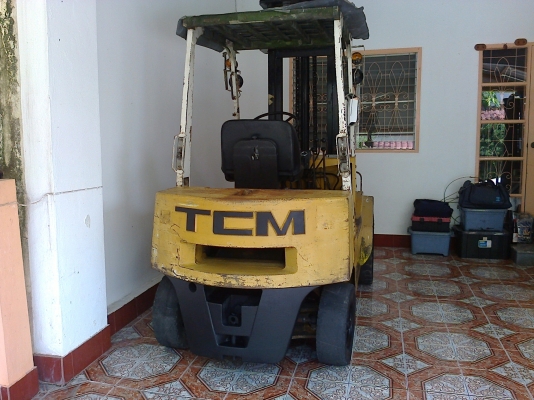 มาอีกแล้วครับ  เสาสูง  4เมตร  ขายถูก 175,000บาท  TCM FD25  ขนาด2.5ตัน เสาสูง4เมตร เครื่องดีเซล อีซุซุ c240 เกียร์ธรรมดา