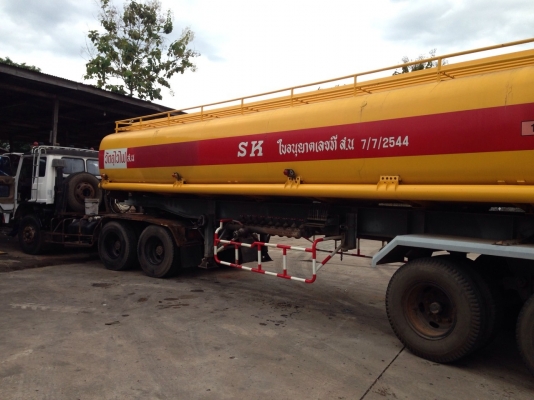 ขายหางรถน้ำมันเทเลอร์สภาพดีมาก สีเหลืองแดง ( Shell)