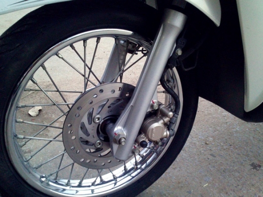 สกูปปี้ไอคันนี้สีขาว สกูปปี้ไอคันนี้สีขาว