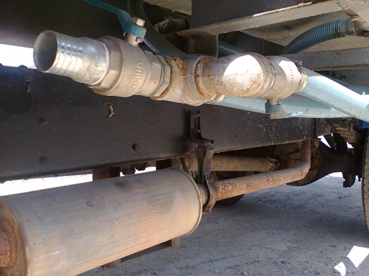 6 ล้อ ISUZU FSR11H 145 HP ถังน้ำแฝดสยาม หรือหัวคัสซี่ ยาว 5 เมตร ปี 37