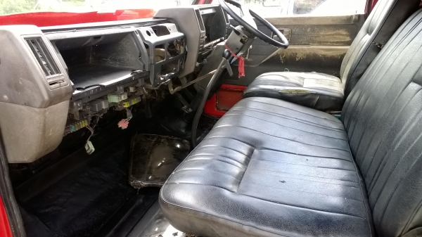 6ล้อตู้แห้งISUZU NKR110แรง รถห้างแท้...สภาพดีพร้อทใช้.. 6ล้อตู้แห้งISUZU NKR110แรง รถห้างแท้...สภาพดีพร้อทใช้..