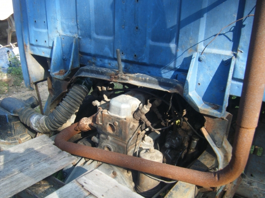 ขายรถ 4 ล้อกลางพร้อมเครื่องสีข้าวราคาถูก พร้อมใช้งาน