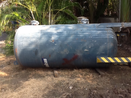 ถังลม 2000 ลิตร. 083 3554933
