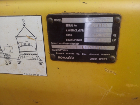 ขายรถแม๊กโค komatsu pc200-8