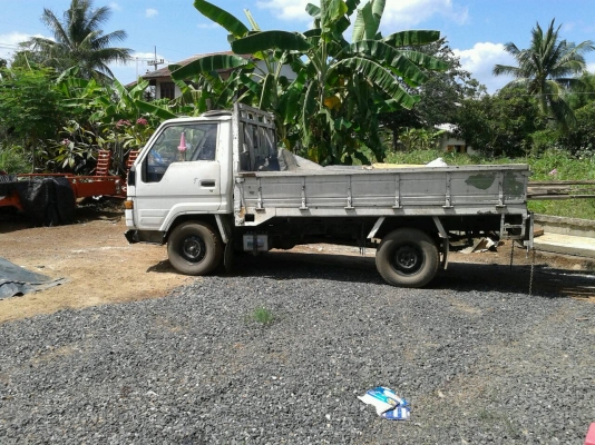 รถบรรทุก 4 ล้อ ไม่ติดเวลา 140,000