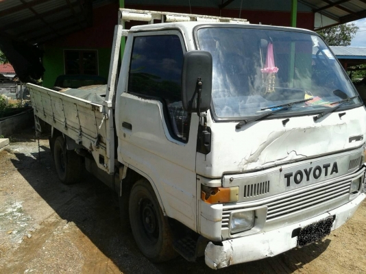 รถบรรทุก 4 ล้อ ไม่ติดเวลา 140,000