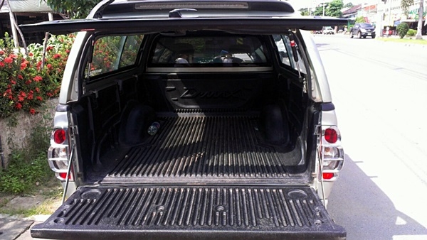 ขายด่วน! D-MAX ปี 2008 รุ่น Gold serie SPACE CAB SLX 2.5 รถบ้านวิ่งน้อยแต่งครบ