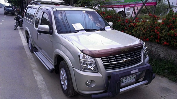 ขายด่วน! D-MAX ปี 2008 รุ่น Gold serie SPACE CAB SLX 2.5 รถบ้านวิ่งน้อยแต่งครบ