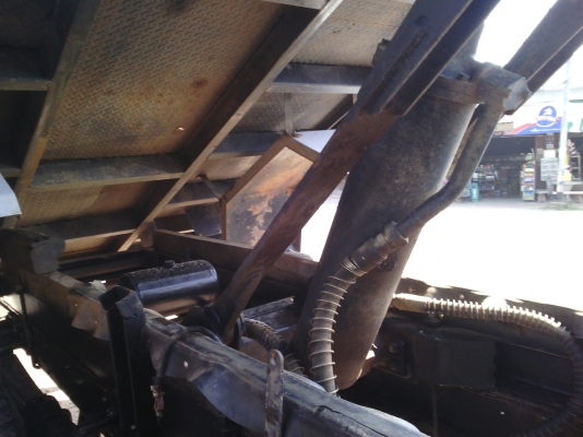 FC4Jปี44ดั๊มรถห้าง815000 FC4Jปี44ดั๊มรถห้าง815000