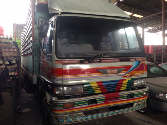 ขาย 10 ล้อ ฮีโน่ รุ่น FL 3 H เครื่อง 195 แรง กระบะไม้ ยาว 7 เมตร  ปี 2540